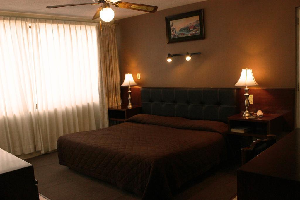 Hotel Flamingo Kristal إيرابواتو الغرفة الصورة